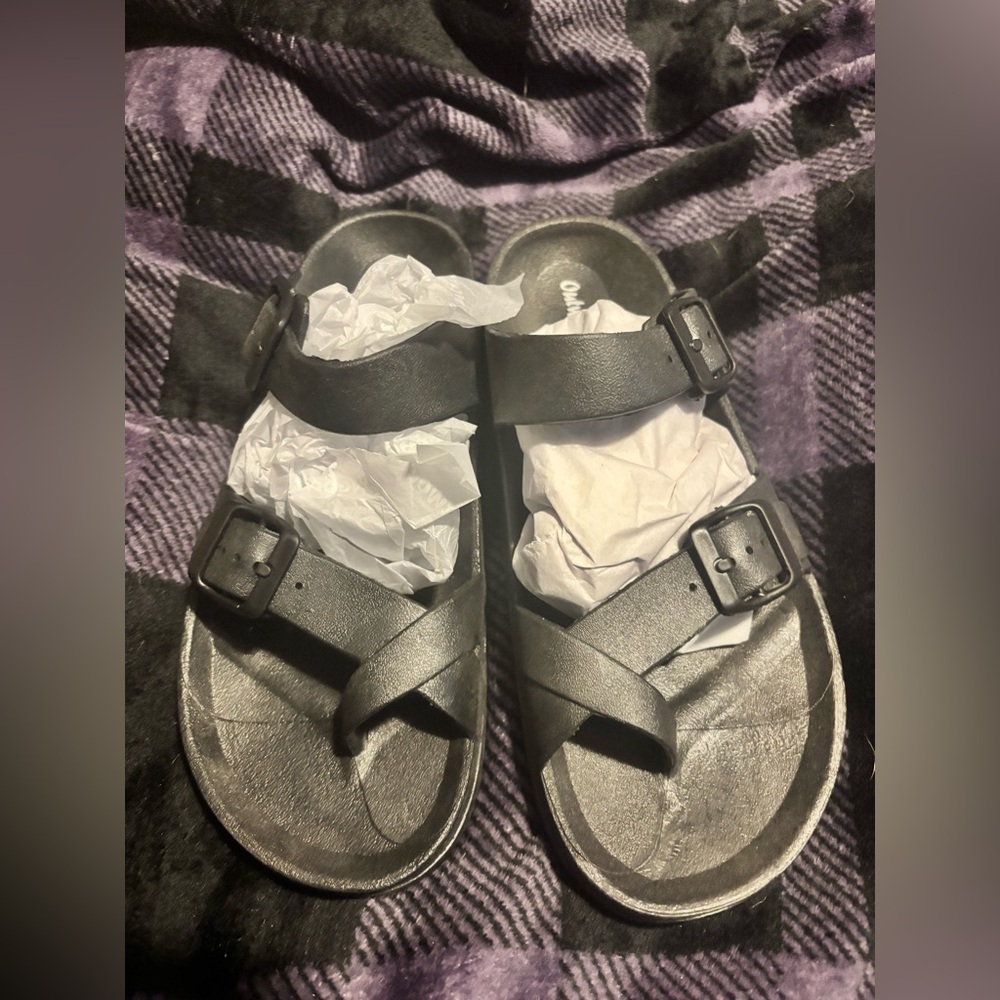 Outwoods Black Sandals